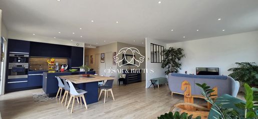 Maison 6 pièces 153 m² · à Unieux · 153 m² · 449 900 €