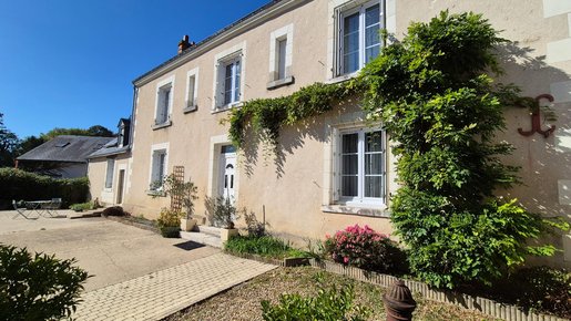 Maison 7 pièces 220 m² · à Louans · 220 m² · 399 000 €