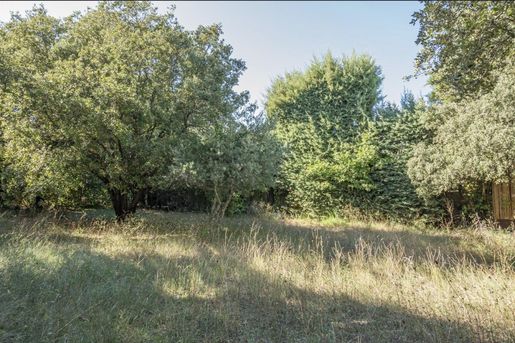 Terrain 145 m² · à Saint-Marc-Jaumegarde · 145 m² · 500 000 €