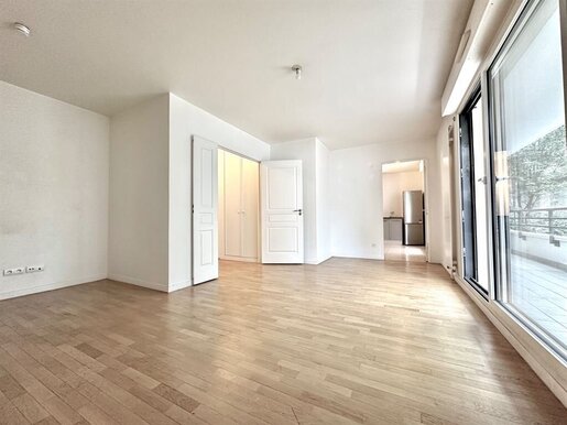 Appartement 2 pièces 49 m² · à Paris 19ème · 49 m² · 400 000 €