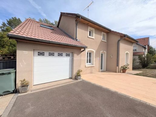 Maison 6 pièces 135 m² · à Neufchâteau · 135 m² · 222 000 €
