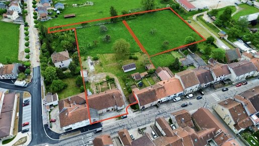 Maison 10 pièces 255 m² · à Liffol-le-Grand · 255 m² · 165 000 €
