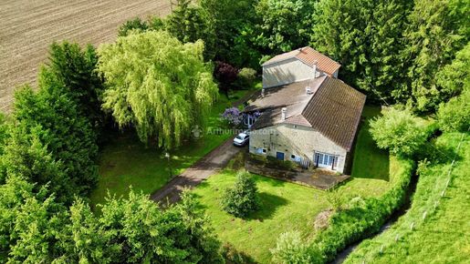 Maison 6 pièces 150 m² · à Nijon · 150 m² · 114 100 €