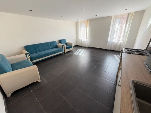 Appartement 3 pièces 57 m² · à Le Luc · 57 m² · 120 000 €