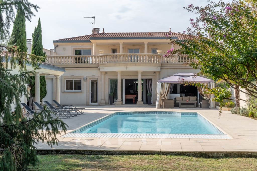 Maison à vendre, 301m², Mérignac