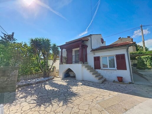 Maison 4 pièces 90 m² · à Six-Fours-les-Plages · 90 m² · 610 000 €