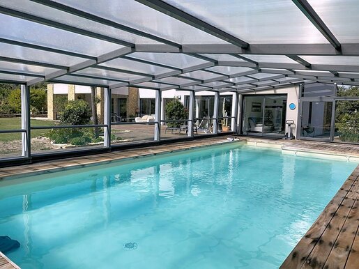 Maison 12 pièces 280 m² · à La Cadière-d'Azur · 280 m² · 1 800 000 €