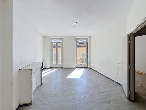 Appartement 4 pièces 87 m² · à Toulon · 87 m² · 145 000 €
