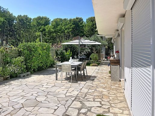 Appartement 5 pièces 108 m² · à Saint-Mandrier-sur-Mer · 108 m² · 649 000 €