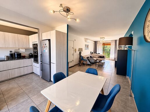 Appartement 3 pièces 71 m² · à Saint-Cyr-sur-Mer · 71 m² · 376 000 €