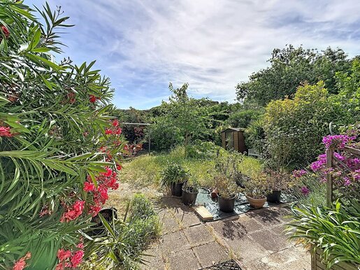 Appartement 3 pièces 70 m² · à Saint-Cyr-sur-Mer · 70 m² · 359 000 €