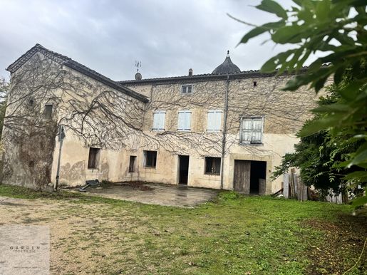 Maison 8 pièces 202 m² · à Saint-Avit · 202 m² · 270 000 €