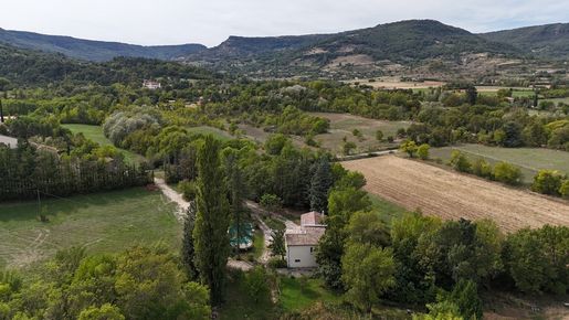 Maison 6 pièces 104 m² · à Chomérac · 104 m² · 349 000 €