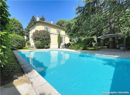 Maison 8 pièces 173 m² · à La Voulte-sur-Rhône · 173 m² · 445 000 €