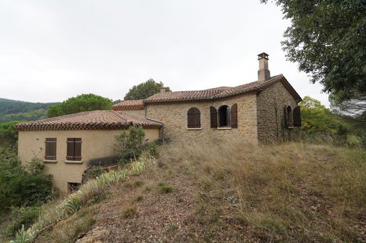Maison 4 pièces 250 m² · à Albières · 250 m² · 525 000 €