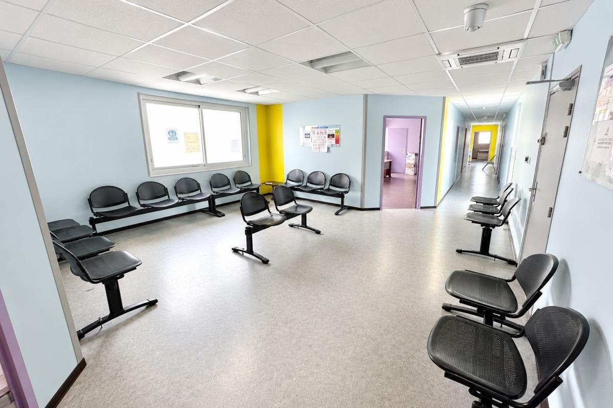 Office for Sale - Vue 2
