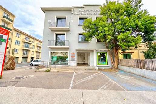 Local commercial 170 m² · à Perpignan · 170 m² · 198 500 €