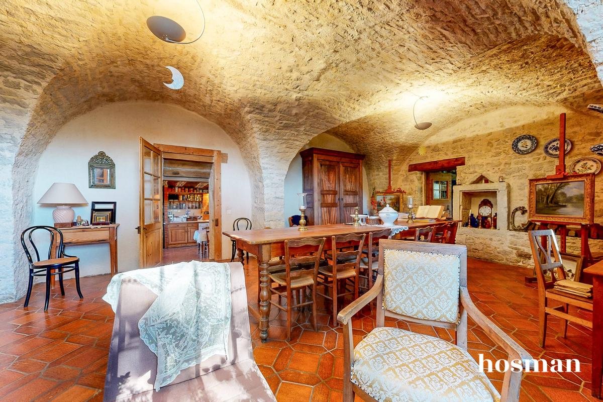Maison à vendre, 301m², Montferrand-le-Château