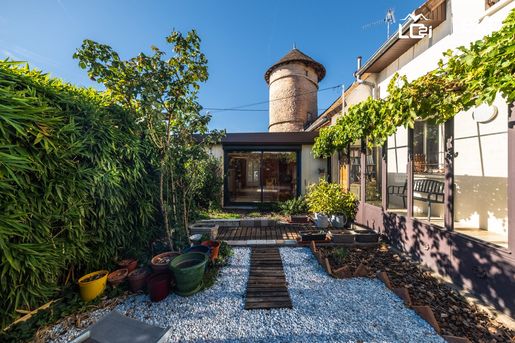 Maison 5 pièces 116 m² · à Lux · 116 m² · 189 000 €