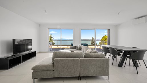 Appartement 5 pièces 118 m² · à Évian-les-Bains · 118 m² · 940 000 €