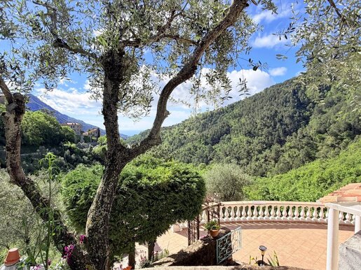 Maison 4 pièces 130 m² · à Menton · 130 m² · 596 000 €