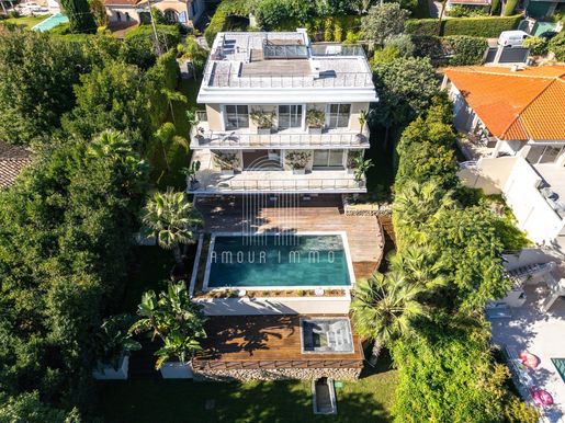 Maison 10 pièces 333 m² · à Antibes · 333 m² · 3 990 000 €