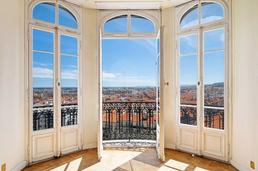 Appartement 5 pièces 267 m² · à Nice · 267 m² · 1 499 000 €