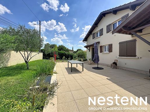 Maison 8 pièces 180 m² · à Mornant · 180 m² · 580 000 €