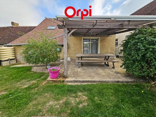 Maison 6 pièces 108 m² · à Melleray · 108 m² · 128 000 €