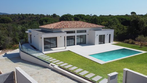 Maison 7 pièces 345 m² · à Puget-sur-Argens · 345 m² · 1 450 000 €