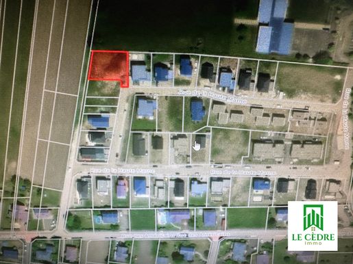 Terrain 700 m² · à Holtzwihr · 199 000 €