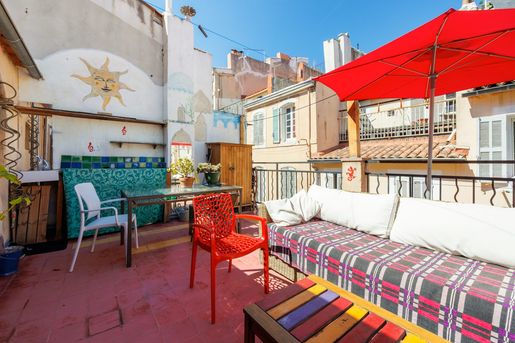 Appartement 6 pièces 130 m² · à Marseille 2ème · 130 m² · 490 000 €