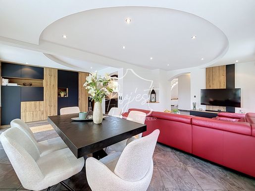 Maison 7 pièces 163 m² · à Feldbach · 163 m² · 585 000 €