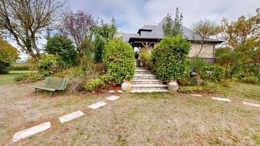 Maison 5 pièces 160 m² · à Laissac-Sévérac l'Église · 160 m² · 459 000 €