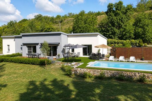 Maison 5 pièces 173 m² · à Salles-la-Source · 173 m² · 513 000 €