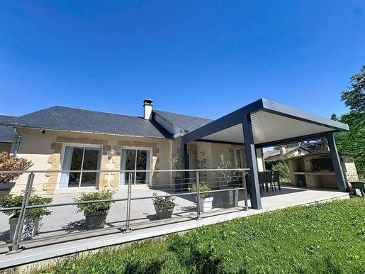 Maison 4 pièces 120 m² · à Agen-d'Aveyron · 120 m² · 299 900 €