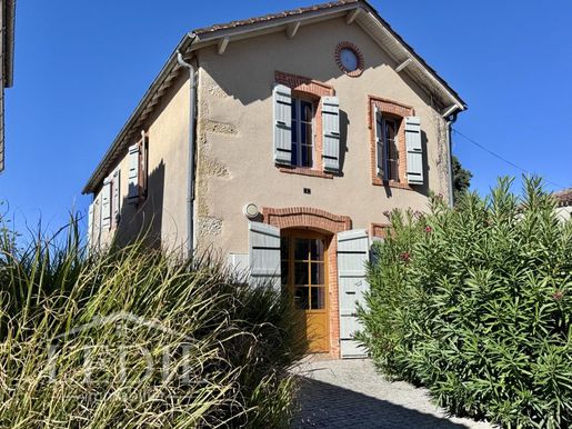 Maison 2 pièces 94 m² · à Roques · 94 m² · 99 500 €