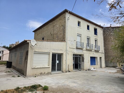 Maison 5 pièces 442 m² · à Capestang · 442 m² · 195 000 €