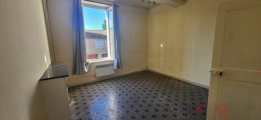 Maison 2 pièces 422 m² · à Capestang · 422 m² · 170 000 €