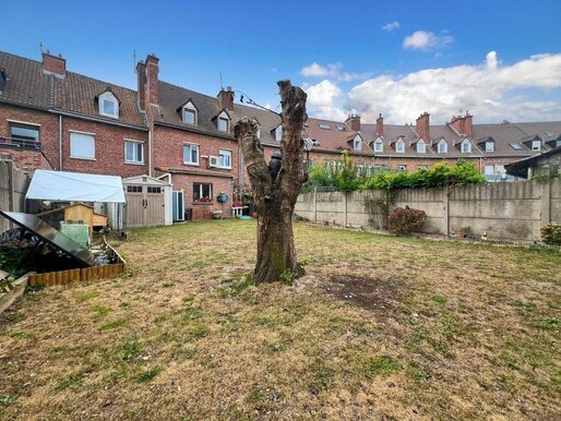 Maison 4 pièces 182 m² · à Bergues · 182 m² · 414 750 €