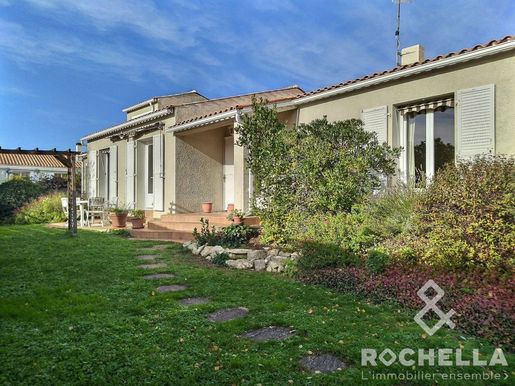 Maison 5 pièces 150 m² · à L'Houmeau · 150 m² · 435 000 €