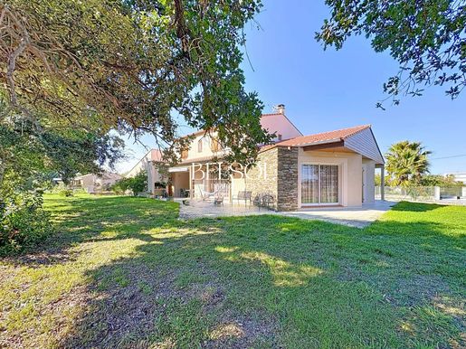 Maison 7 pièces 184 m² · à Argelès-sur-Mer · 184 m² · 679 000 €