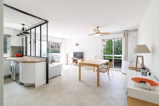 Appartement 2 pièces 51 m² · à Nice · 51 m² · 335 000 €