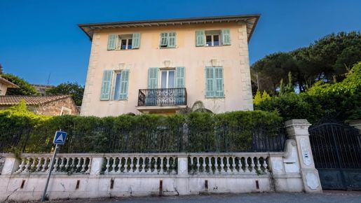 Maison 7 pièces 166 m² · à La Turbie · 166 m² · 1 850 000 €