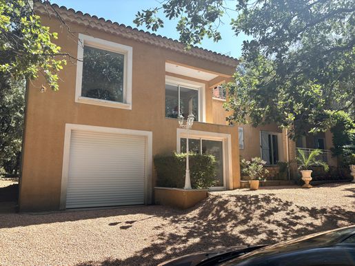Maison 7 pièces 174 m² · à Tavernes · 174 m² · 485 000 €