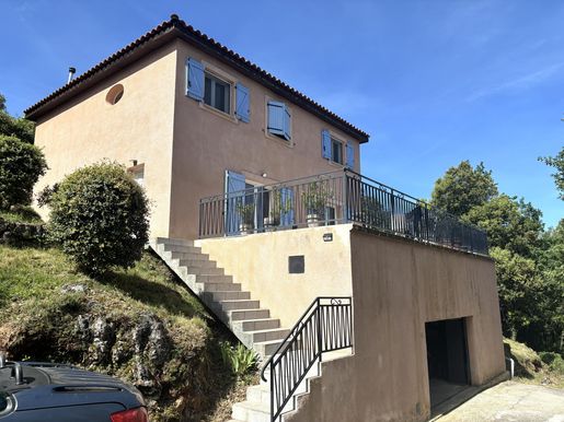 Maison 5 pièces 148 m² · à Fox-Amphoux · 148 m² · 339 000 €