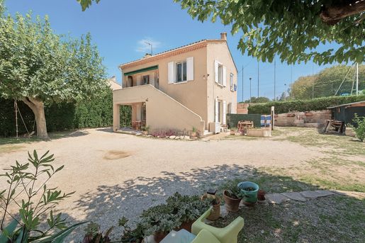Maison 7 pièces 109 m² · à La Ciotat · 109 m² · 850 000 €