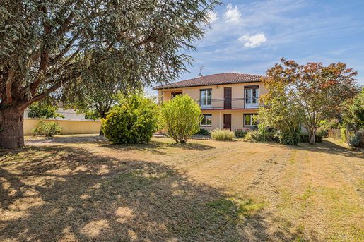 Maison 6 pièces 206 m² · à Villeneuve-Tolosane · 206 m² · 295 000 €
