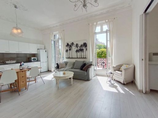 Appartement 4 pièces 107 m² · à Nice · 107 m² · 900 000 €