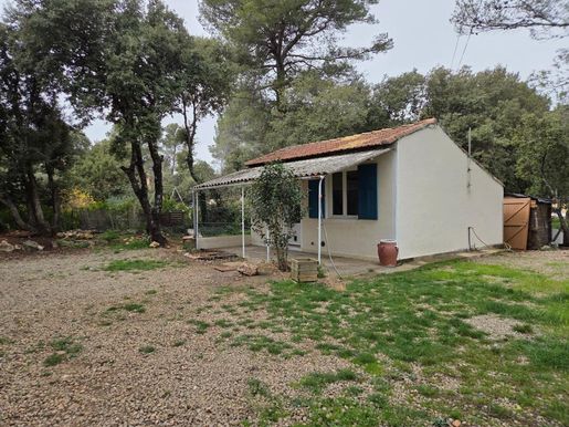 Maison 2 pièces 35 m² · à Aups · 35 m² · 150 000 €